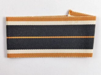 Kriegsverdienstmedaille 1939 mit Bandabschnitt, frühes Band orange