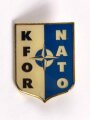 NATO, Abzeichen/ Pin " KFOR / NATO " Pins fehlen, Gesamthöhe 41 mm