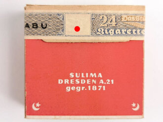 Pack " Sulima Record " Zigaretten, ungeöffnet,  Steuerbanderole mit Hakenkreuz