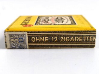 Pack " MOKRI " Zigaretten, ungeöffnet,  Steuerbanderole mit Hakenkreuz