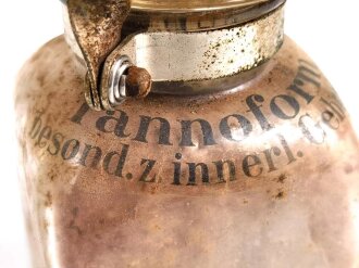 "Tannoform" Flasche, ungereinigt. Gehört ins Bodenfach des "Veterinär Arzneikasten 18/27" der Wehrmacht