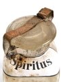 "Spiritus" Flasche, ungereinigt. Gehört ins Bodenfach des "Veterinär Arzneikasten 18/27" der Wehrmacht