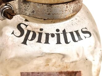 "Spiritus" Flasche, ungereinigt. Gehört ins Bodenfach des "Veterinär Arzneikasten 18/27" der Wehrmacht