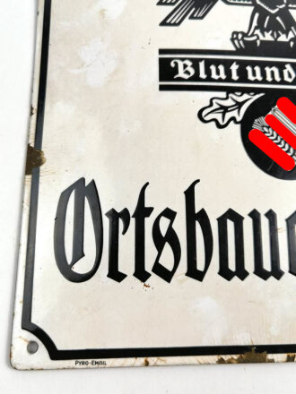 Emailschild Reichsnährstand "Ortsbauernführer " Maße 35 x 39cm. An den Ecken leicht beschädigt, sonst guter Zustand. Originales Schild aus alter Sammlung