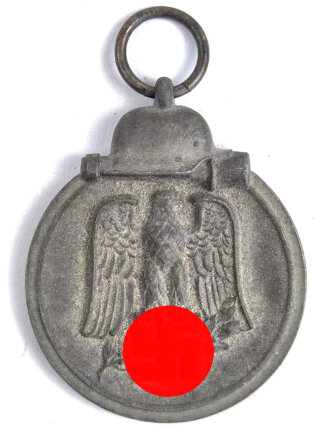 Medaille " Winterschlacht im Osten ", Hersteller 10 im Bandring für " Förster & Barth, Pforzheim "