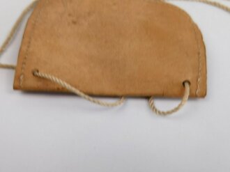 Tasche für eine Erkennungsmarke der Wehrmacht, ungetragen