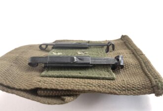 U.S. Army M-1956 magazine pouch Colt