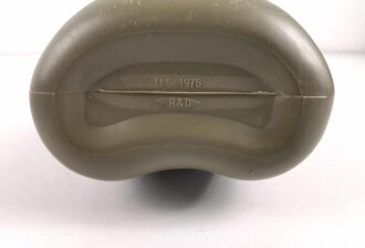 U.S. Army 1976 dated canteen, used