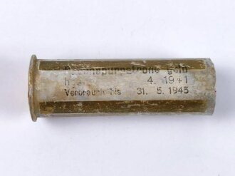 Rauchspurpatrone gelb  , Abgeschossene, leere Aluminiumhülse, datiert 1941