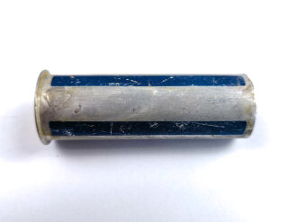 Rauchspurpatrone blau  , Abgeschossene, leere Aluminiumhülse, datiert 1940