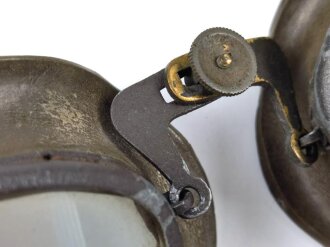 Brille für Kradmelder der Wehrmacht, getragenes Stück, Gummi weich