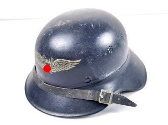 Stahlhelm Luftschutz. Ungereinigtes Stück, in allen teilen Original