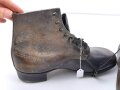 Paar vorschriftsmäßige Halbschuhe für Mannschaften der Wehrmacht.Wohl ungetragenes Paar, Sohlenlänge 29cm