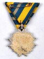 Österreich, Verdienstkreuz " Kriegsopferverband Österreich " an Dreiecksband, Rückseitig mit Kleberesten