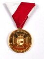 Österreich, Ehrenmedaille für 60 Jahre Mitgliedschaft " Salzburger Kameradschaftsbund " an Dreiecksband, mit Kleberesten