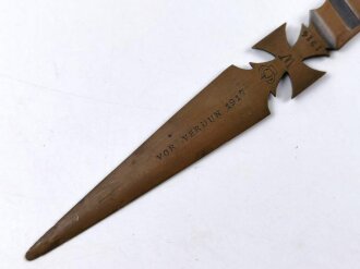 1.Weltkrieg Brieföffner aus Granatsplitter " Vor Verdun 1917" Gesamtlänge 21cm