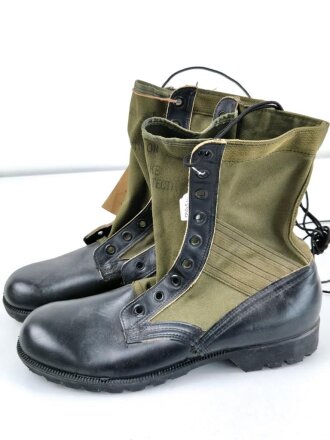 U.S.Army 1967 dated pair of tropical Combat boots , size...