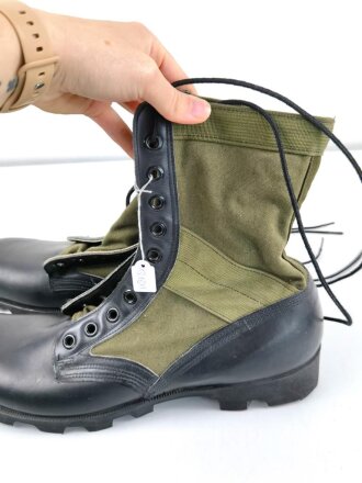 U.S.Army 1988 dated pair of tropical Combat boots , size...