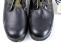 U.S.Army 1988 dated pair of tropical Combat boots , size 13 1/2 XN, unissued