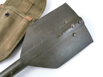 U.S.Army 1944 dated folding shovel and carrier. Good condition