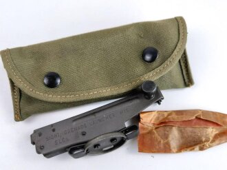 U.S.Army WWII Case Carrying with sight, grenade launcher M15