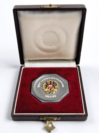 Österreich Bundesheer, nicht tragbare Plakette " BMF Landesverteidigung 1964/65" " Freizeitgestaltung des Öst. Bundesheeres 1.Preis" in zugehörigem Etui