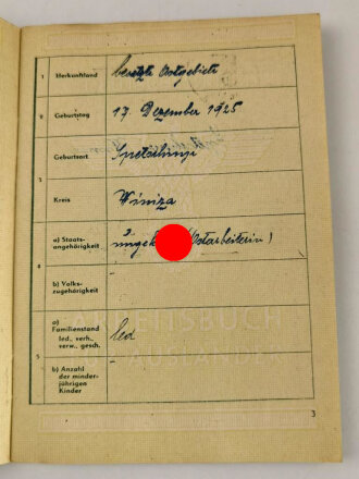 Arbeitsbuch für Ausländer einer Frau ungeklärter Herkunft ( Ostarbeiterin ) die als Postarbeiterin beim Lager ausländischer Arbeiter der Deutschen Reichspost Wien arbeitete, datiert 1944