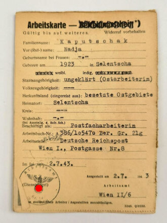 Arbeitsbuch für Ausländer einer Frau ungeklärter Herkunft ( Ostarbeiterin ) die als Postarbeiterin beim Lager ausländischer Arbeiter der Deutschen Reichspost Wien arbeitete, datiert 1944