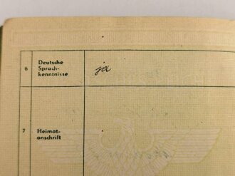 Arbeitsbuch für Ausländer einer Frau aus Frankreich die als Buchhalterin in Wien bei der Länderbank arbeitete, datiert 1944