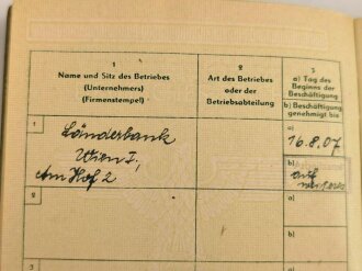 Arbeitsbuch für Ausländer einer Frau aus Frankreich die als Buchhalterin in Wien bei der Länderbank arbeitete, datiert 1944