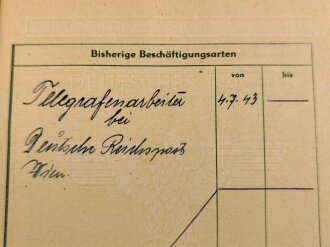 Arbeitsbuch für Ausländer eines Mannes aus Frankreich der als Postarbeiter beim Lager ausländischer Arbeiter der Deutschen Reichspost Wien arbeitete, datiert 1944