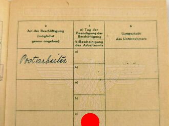 Arbeitsbuch für Ausländer eines Mannes aus Frankreich der als Postarbeiter beim Lager ausländischer Arbeiter der Deutschen Reichspost Wien arbeitete, datiert 1944