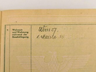 Arbeitsbuch für Ausländer eines Mannes aus Frankreich der als Postarbeiter beim Lager ausländischer Arbeiter der Deutschen Reichspost Wien arbeitete, datiert 1944