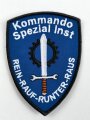 Schweiz, Ärmelabzeichen " Kommando Spezial Inst. - Rein- Rauf- Runter- Raus " Rückseitig mit Kleberesten