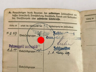 Soldbuch Heer, ausgestellt 17.2.43 bei Stamm .Kp. Gren. Ers. Btl ( mot) 118 als Grenadier