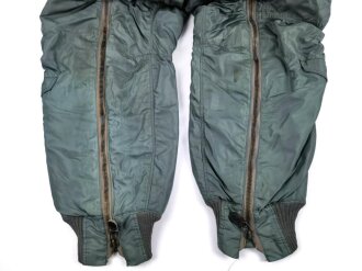 U.S. Air Force Trousers, Flying Intermediate Type A-IID. Size 40 ?, unused, leicht angeschmutzt, kein Label