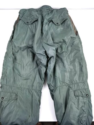 U.S. Air Force Trousers, Flying Intermediate Type A-IID. Size 40 ?, unused, leicht angeschmutzt, kein Label