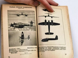 "Deutsche, Italienische, Britisch - Amerikanische Kriegsflugzeuge" Ansprache, Erkennen, Bewaffnung usw. Stand Sommer 1942. Kleinformat, abgegriffen