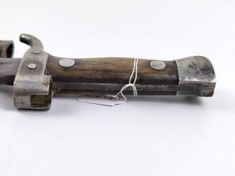 Frankreich, Seitengewehr Mousqueton Berthier Modell 1892, 2.Typ, mit Holzgriffschalen und gekürzter Parierstange