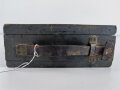 1.Weltkrieg, Holzkasten für Reinigungswatte MG 08 und 08/15. Originallack, Maße 17 x 37 x 6cm