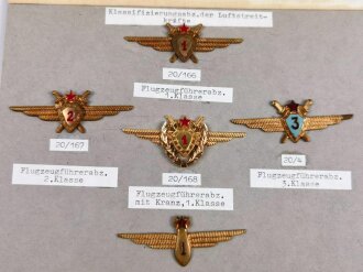 Ungarn, Sammlung  8 xKlassifizierungsabzeichen zum Thema Luftwaffe,  jeweils auf Karton befestigt