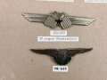 Ungarn, Sammlung Abzeichen zum Thema Luftwaffe,  jeweils auf Karton befestigt