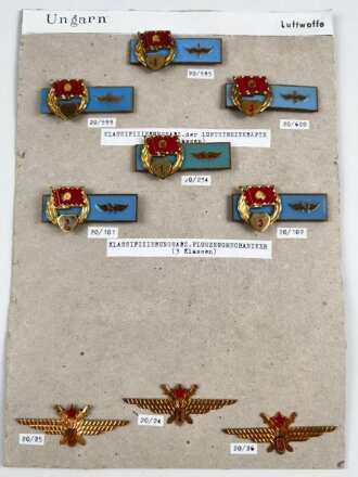 Ungarn, Sammlung Klassifizierungsabzeichen zum Thema Luftwaffe,  jeweils auf Karton befestigt