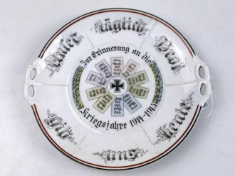 1.Weltkrieg, patriotische Porzellanplatte " zur Erinnerung an die Kriegsjahre 1914-1915" Durchmesser 27cm. Ungereinigt, Altersspuren