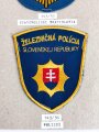 Slowakei , Sammlung Effekten zum Thema Polizei , jeweils auf Karton befestigt