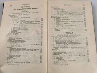 "Der Infanterie Einjährige und Offizier des Beurlaubtenstandes" datiert 1913, 405 Seiten, DIN A5