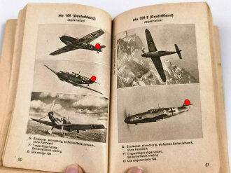 "Deutsche Italienische Britisch-Amerikanische und Sowjetische Kriegsflugzeuge", RLM, 166 Seiten, 1943, DIN A6