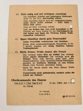 Merkblatt 25b/33 "Zwölf Gebote für den M.G.- Schützen (M.G 34 und 42)" datiert 1944, gelocht