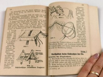 "Taschenbuch für den Winterkrieg" datiert 1942, 270 Seiten, DIN A6