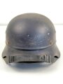 Stahlhelm Luftschutz. Originallack, das Abzeichen entfernt, Innenfutter aus Ersatzmaterial. Quist, Glockengrösse 64